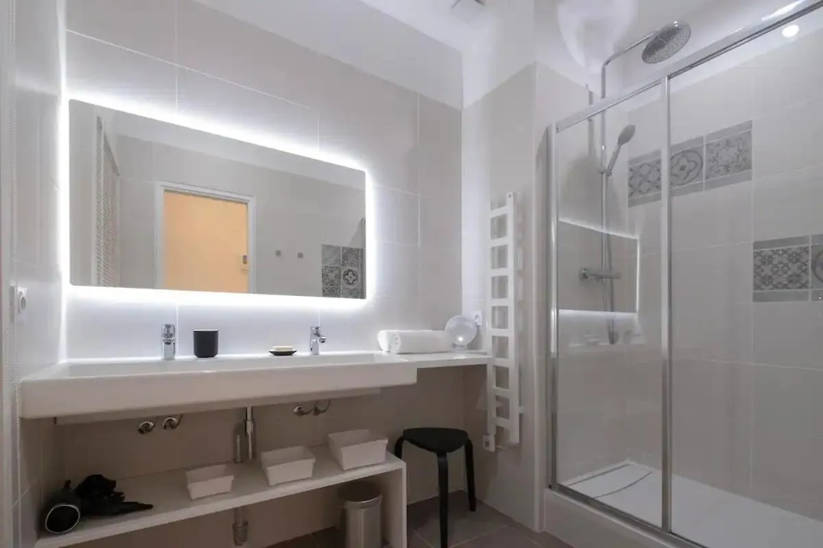 Design Suite Vieux Port Appartement Tout Equipe Climatise 마르세유