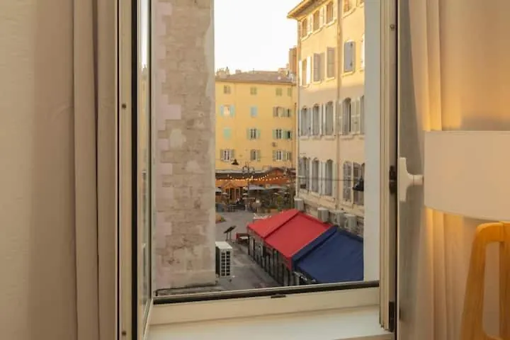 Design Suite Vieux Port Appartement Tout Equipe Climatise Marseille France
