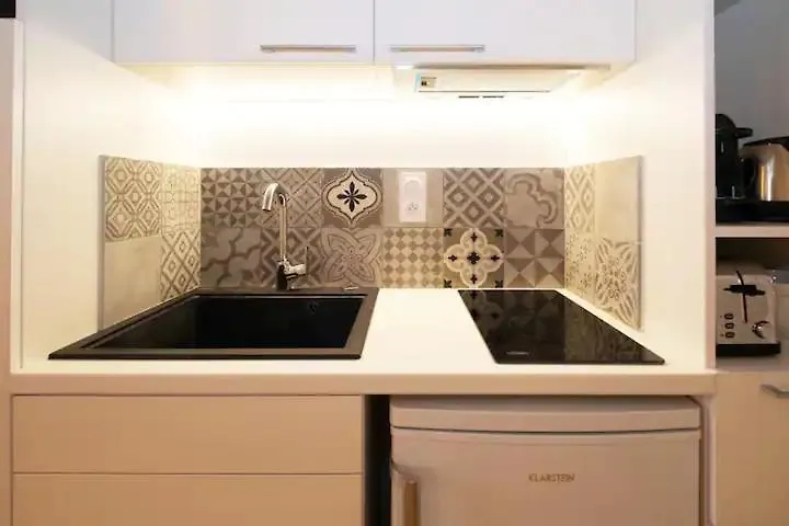 Apartment Design Suite Vieux Port Appartement Tout Equipe Climatise Marseille