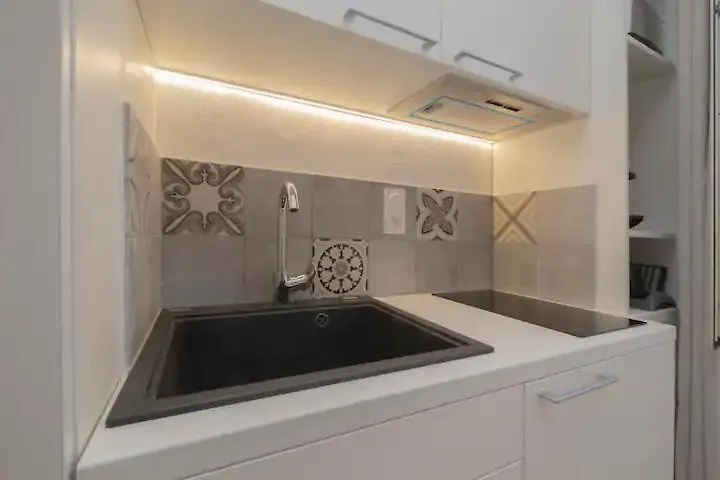 Design Suite Vieux Port Appartement Tout Equipe Climatise Marseille