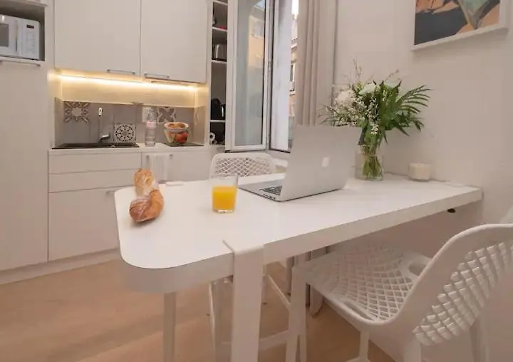 Design Suite Vieux Port Appartement Tout Equipe Climatise Marseille France